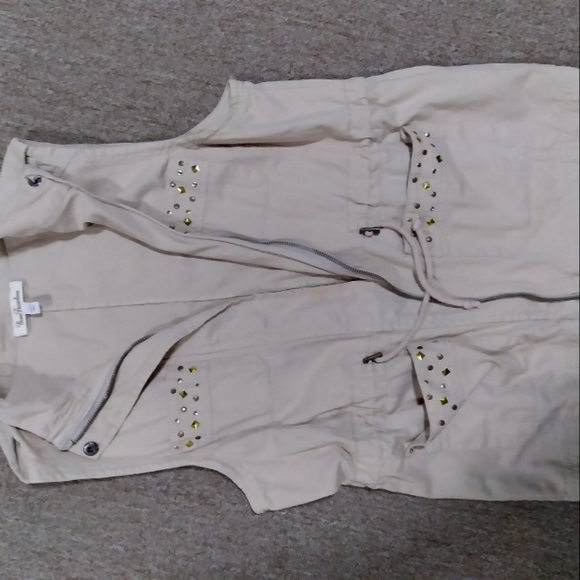 True Freedom size Large Zip Up Vest - Picture 6 of 6